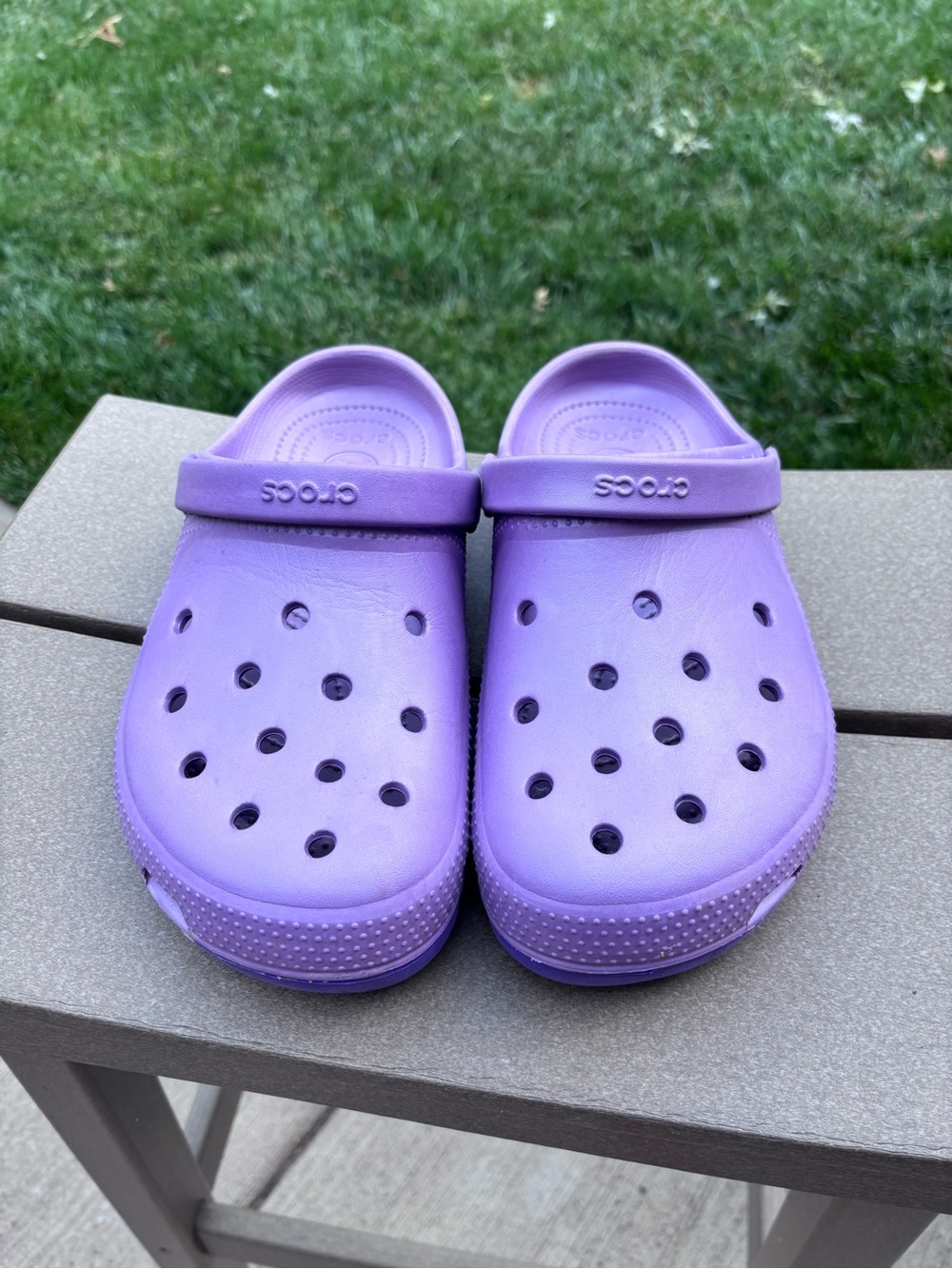 CROCS Classic Clog in Lavender Purple